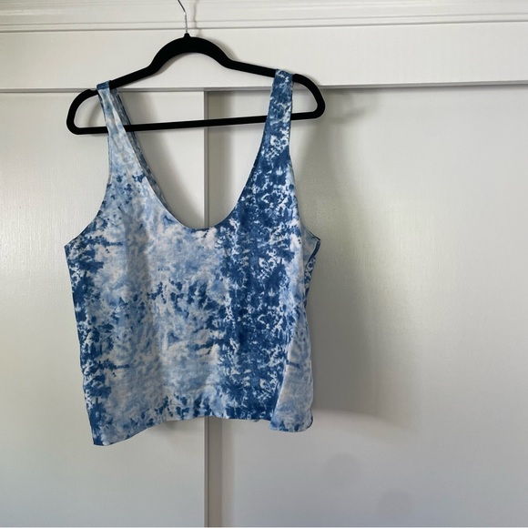 EUC Reformation Lyle Top in Shibori, sz M - Picture 4 of 6